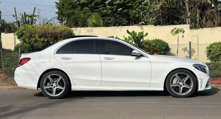 Mercedes-Benz C300