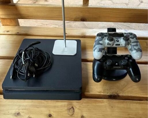 PlayStation 4