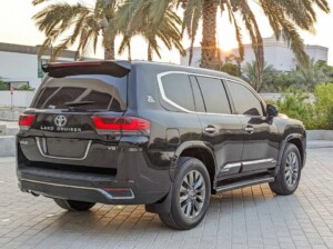 Land Cruiser V8