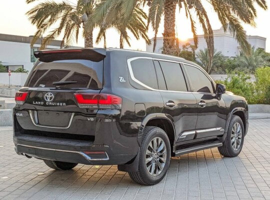 Land Cruiser V8